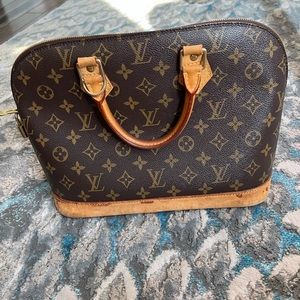 Louis Vuitton authentic bag